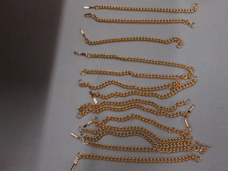 lot 190 image: Lot of 14 Gold Tone 6.5 inch Chain ...