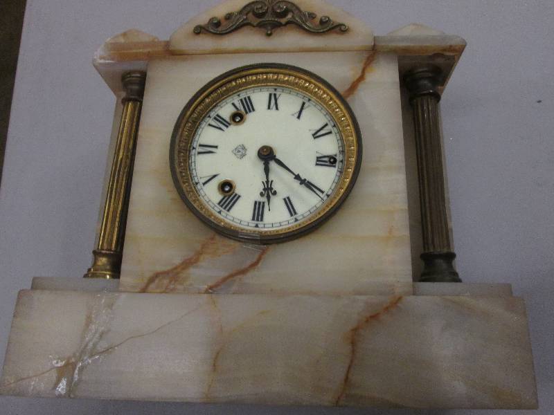 lot 201 image: Mantel Clock Needs Repair...