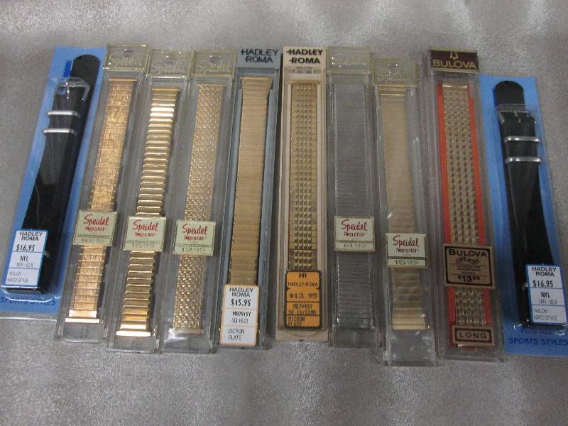 lot 212 image: Lot of 10 Assorted Boxed Watch Band...
