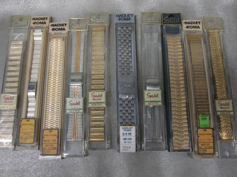 lot 214 image: Lot of 10 Assorted Boxed Watch Band...