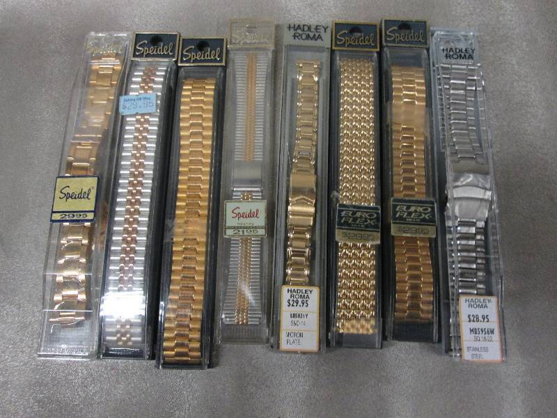 lot 216 image: Lot of 8 Assorted Boxed Watch Bands...