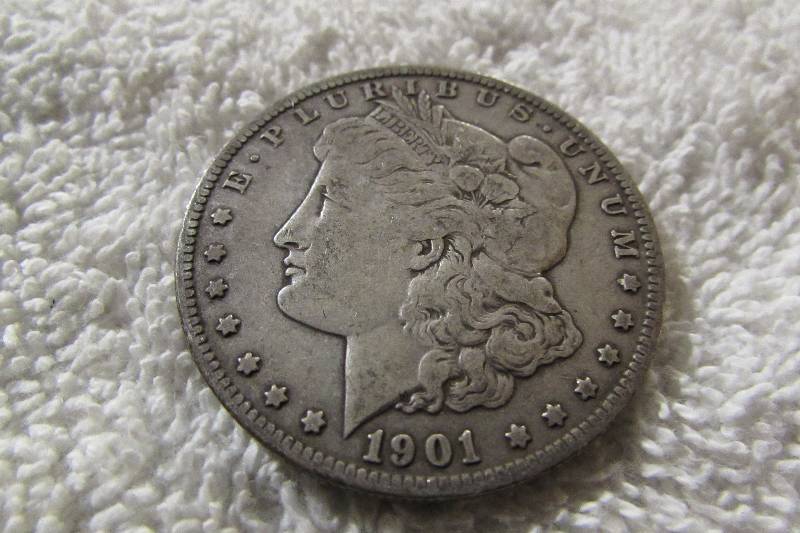 1901-O MORGAN SILVER DOLLAR, 90% SILVER