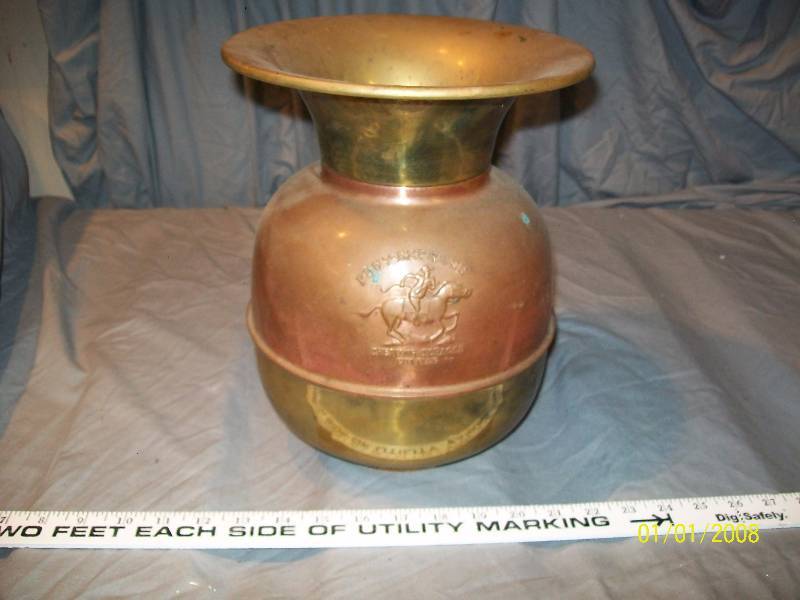 lot 51 image: Vintage Poney Express Chewing Tobacco Cut Plug SpittoonCuspidor.