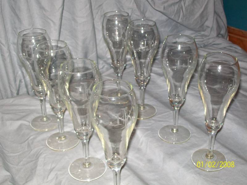 lot 56 image: 9 Libbey Citation Gourmet 9oz Champagne Tulip Flute Glass Monogram with JKD