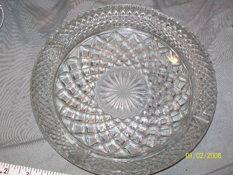 lot 57 image: 23 Piece Wexford by Anchor Hocking  Clear CrissCross Design.