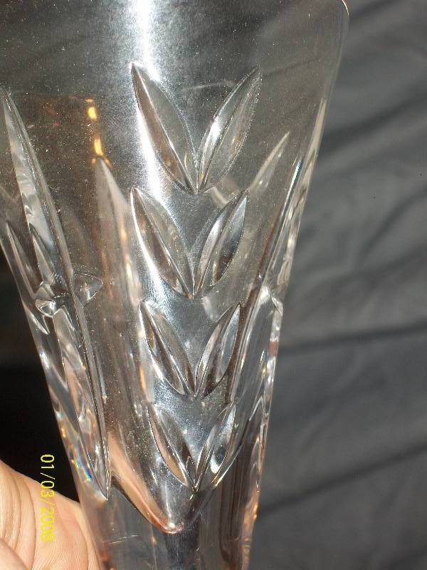 lot 69 image: 2 Waterford Crystal Seahorse Americas Heritage Collection Lincoln 9-14 Champagne Flute Goblets