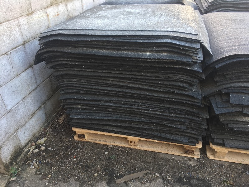 lot 63 image: Pallet lot of rubber mats