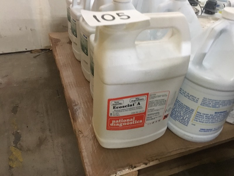 lot 105 image: Lot of cleaning fluids