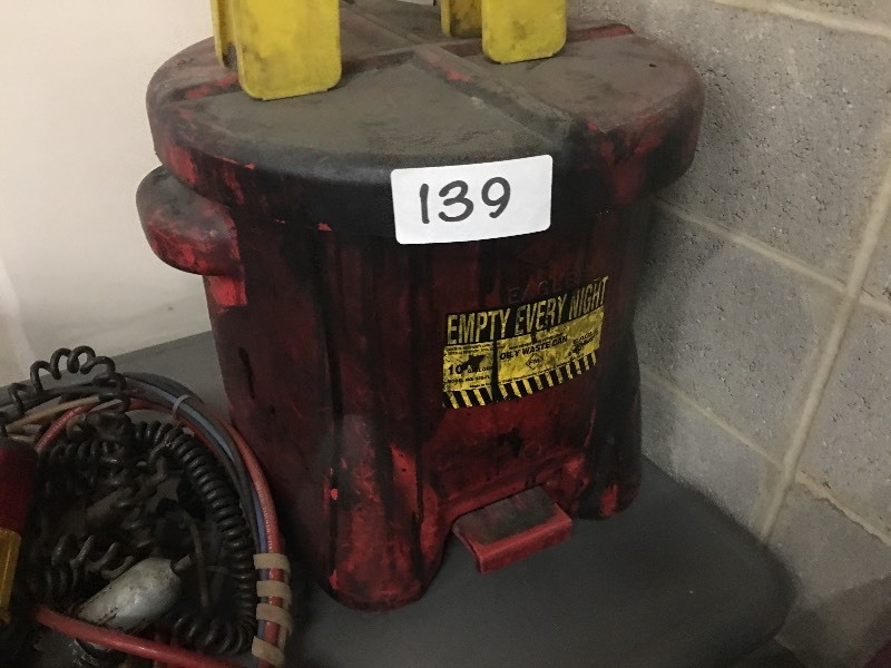 lot 139 image: Flammable rags disposal bin