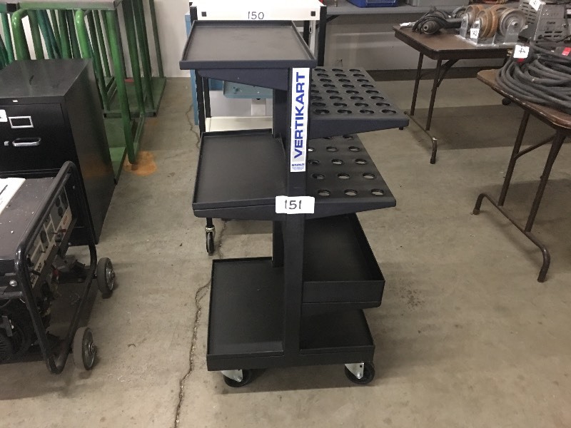 lot 151 image: Tooling rack
