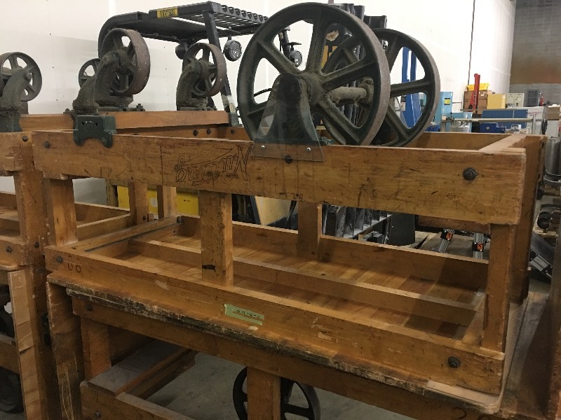 lot 183 image: Nutting wooden cart