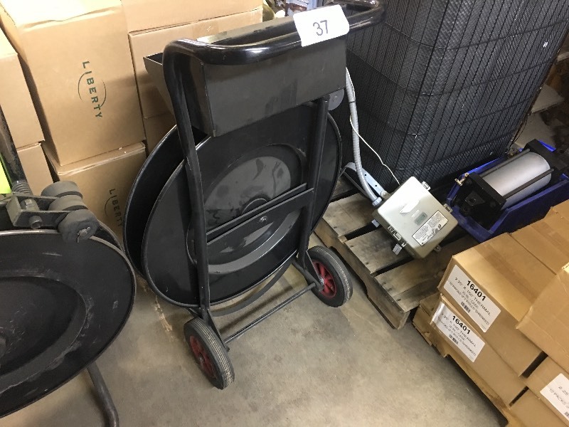 lot 37 image: Banding cart