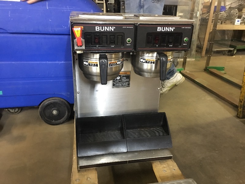 lot 43 image: Bunn commercial coffee maker