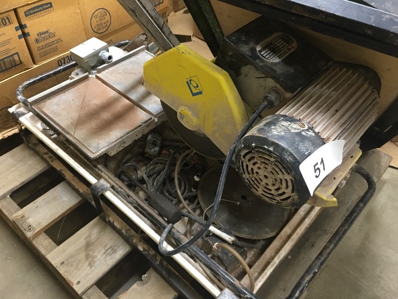 lot 51 image: Tile  ceramic saw