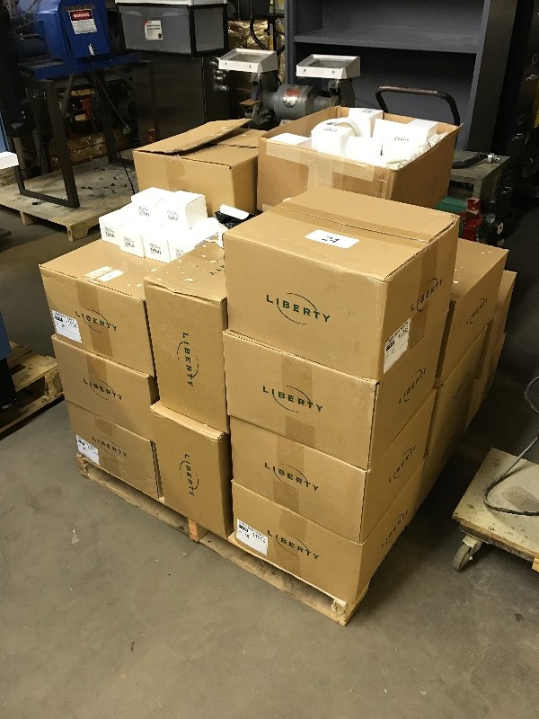 lot 24 image: Pallet lot of labels