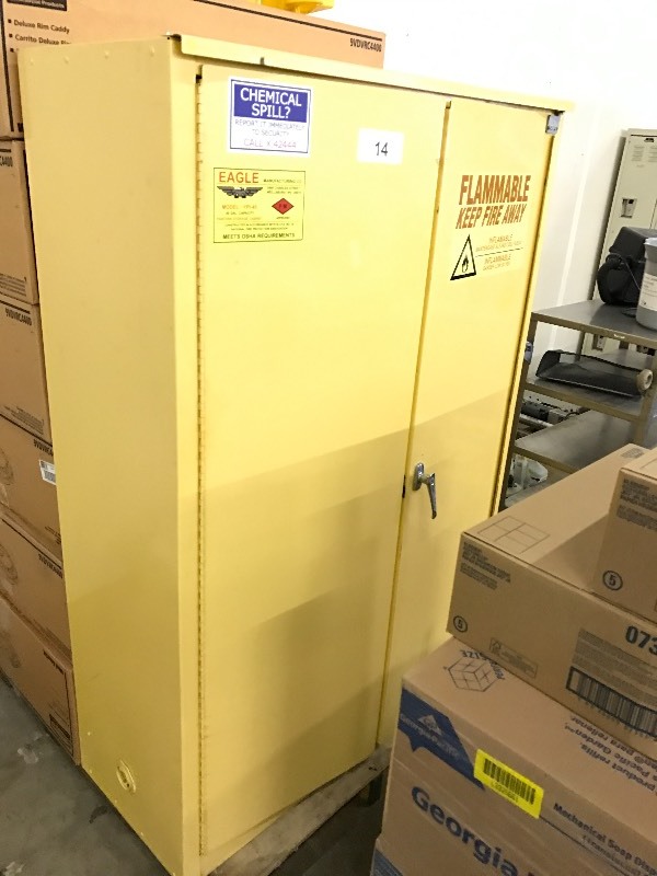 lot 14 image: Eagle safety cabinet