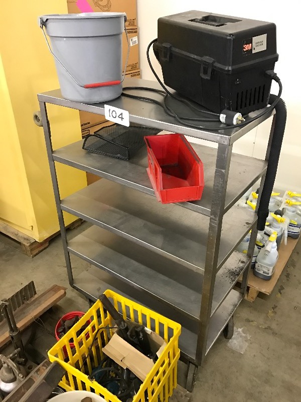 lot 104 image: Metal shelved cart