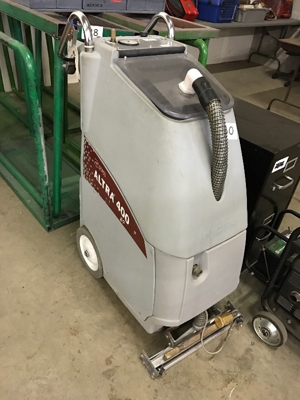 lot 130 image: Floor cleaner