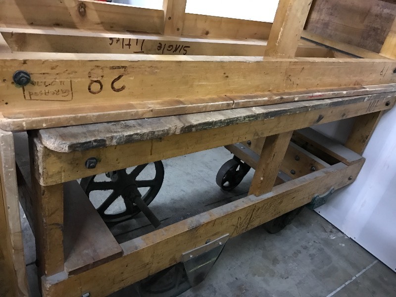 lot 186 image: Nutting wooden cart