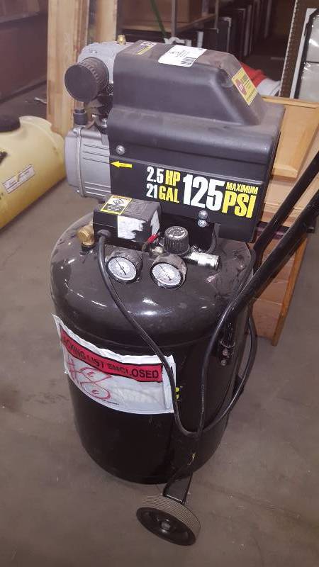 lot 86 image: 21 Gallon Air Compressor