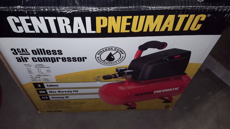lot 61 image: 3 Gallon Air Compressor