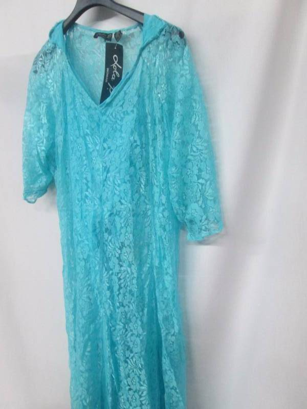 lot 68 image: Lola P Womens Plus Hankie Hem Dress