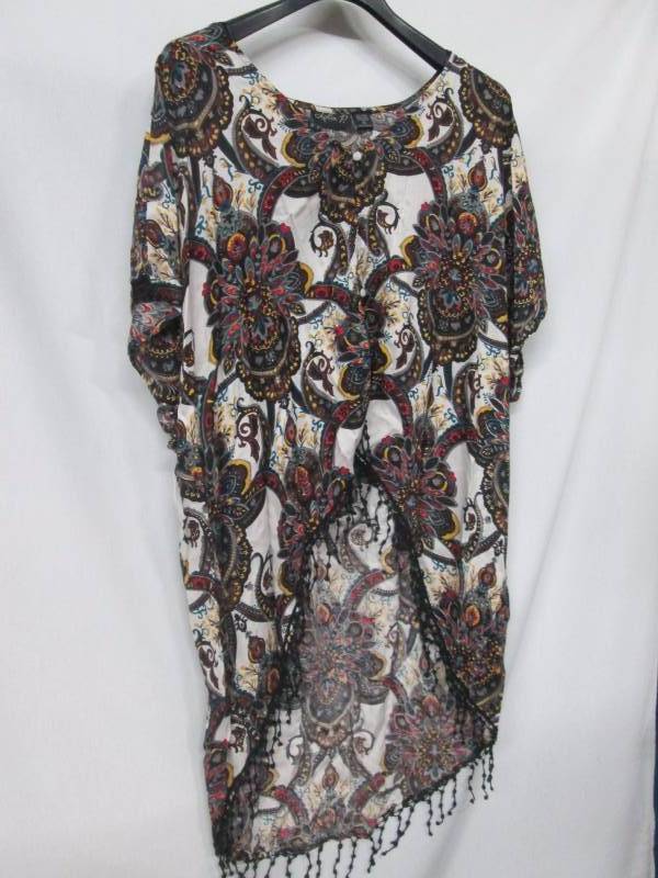 lot 63 image: Lola P Flutter-Sleeve Hi-Lo Top