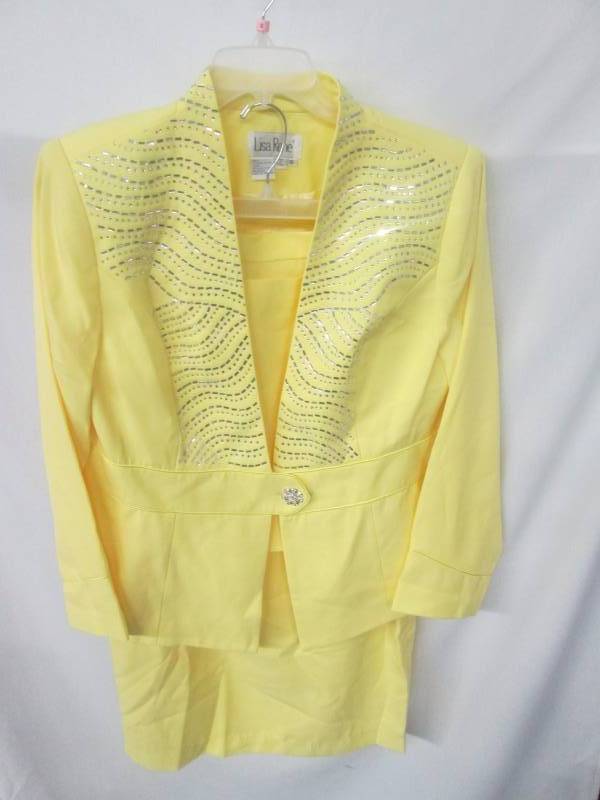 lot 41 image: Lisa Rene Misses 2-pc. Textured Suit