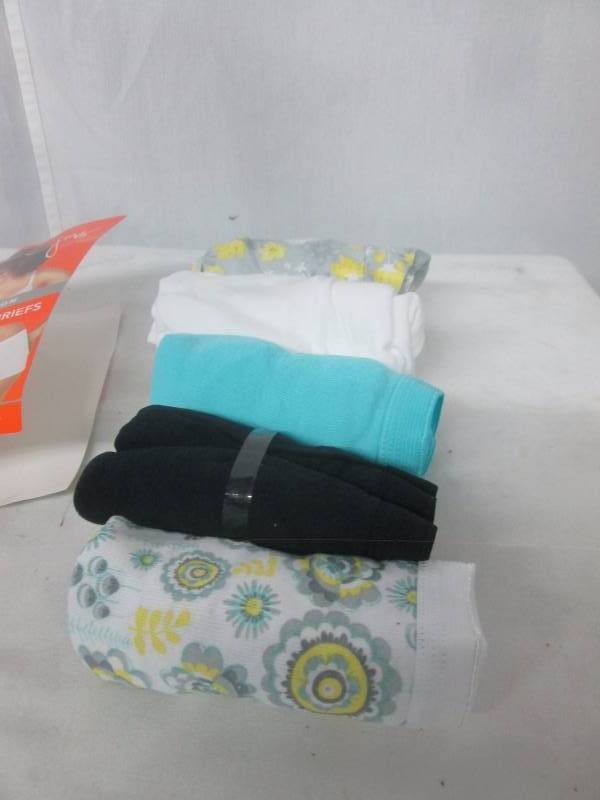 lot 75 image: Just My Size Cotton Boy Briefs - 5-pk.