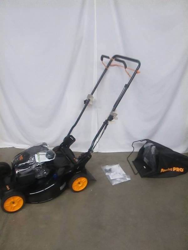 lot 1 image: Poulan Pro 22 3-in-1 All-Wheel Drive Gas Lawn Mower