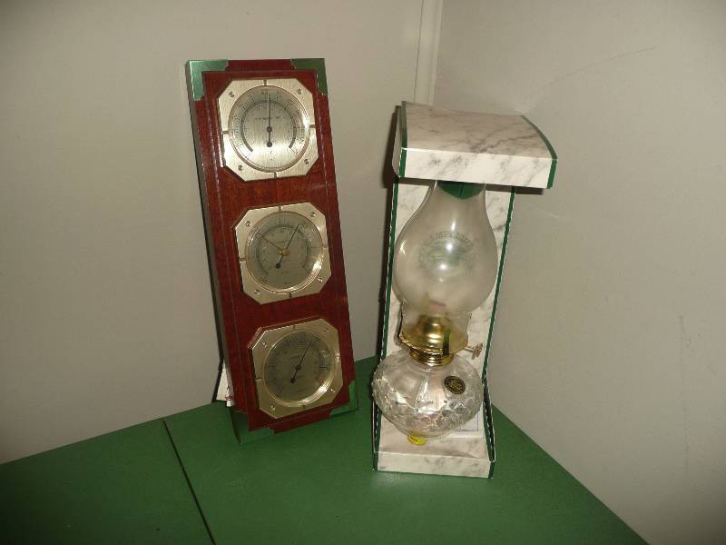 VINTAGE SPRINGFIELD WEATHER STATION WITH MANUAL & OIL LAMP