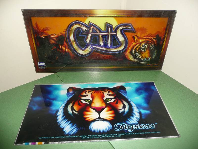 CATS & TIGRESS SLOT MACHINE BACK GLASS - COULD EASILY BE MADE INTO A LIGHTS