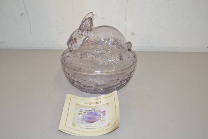 lot 144 image: Longaberger Bunny Dish