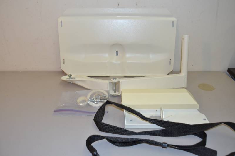 lot 168 image: TV Wall Mount