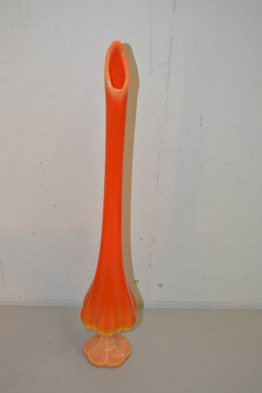 lot 172 image: Slag Vase