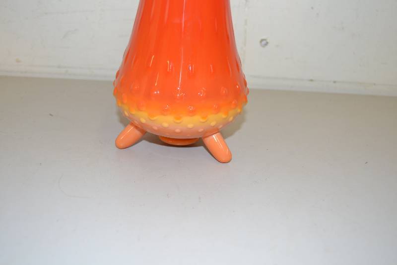lot 173 image: Slag Vase