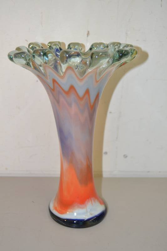 lot 174 image: Swirled Vase