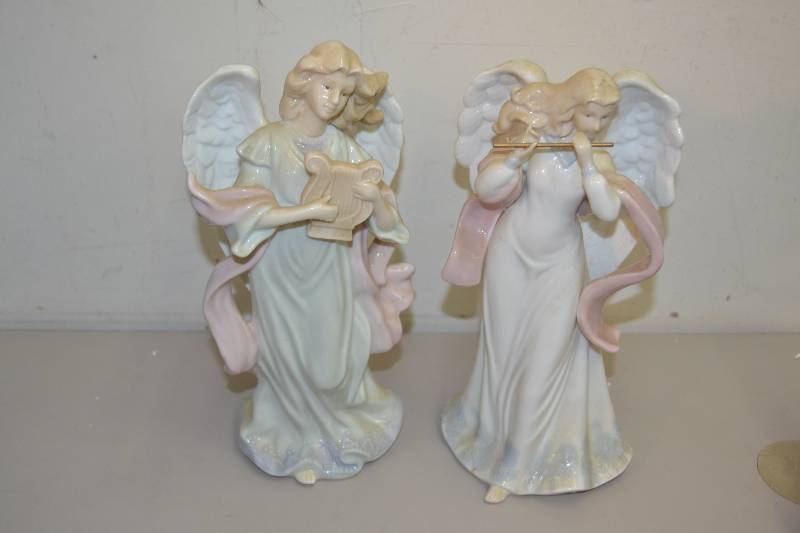lot 213 image: Porcelain Angels