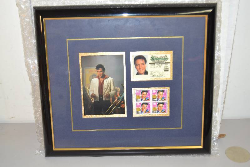 lot 17 image: Elvis Memorabilia