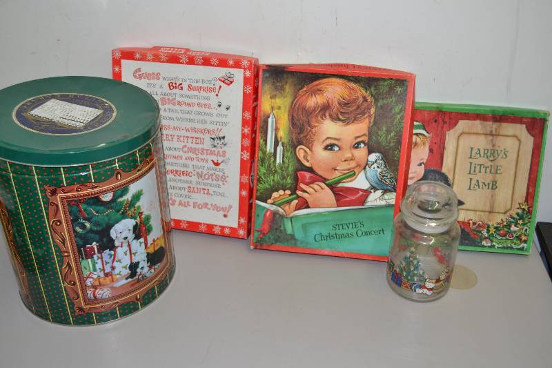 lot 63 image: Christmas