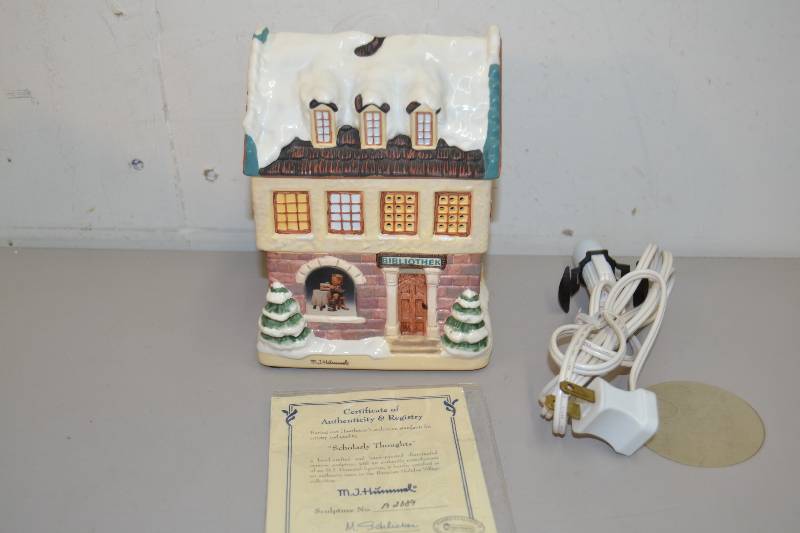 lot 68 image: Hummel Hawthorne Collection