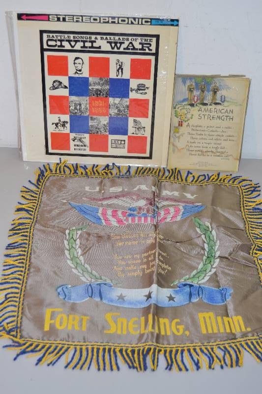 lot 78 image: War memorabilia