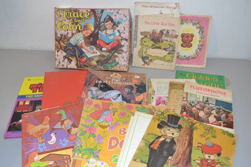 lot 82 image: Vintage Books