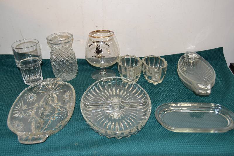 lot 141 image: Anchor Hocking and Glassware