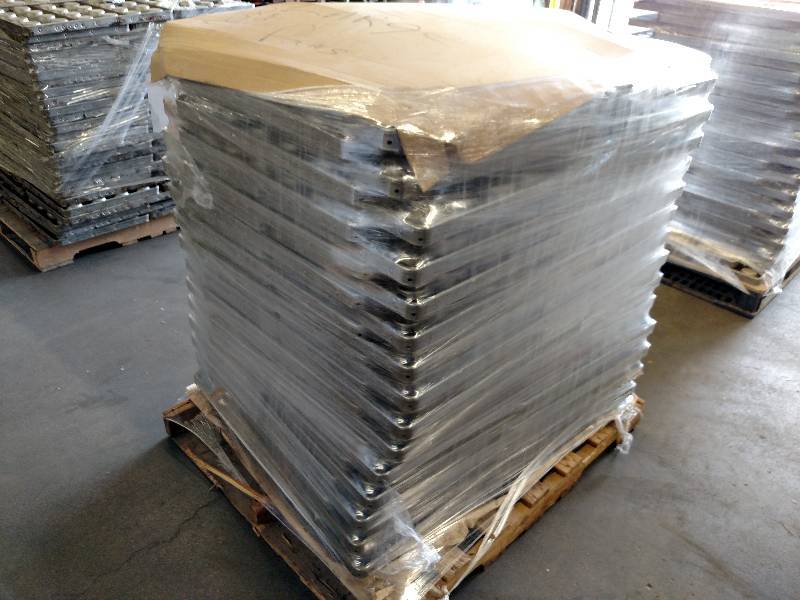lot 20 image: Approx. (90) Steel Muffin Pans, 25 ...