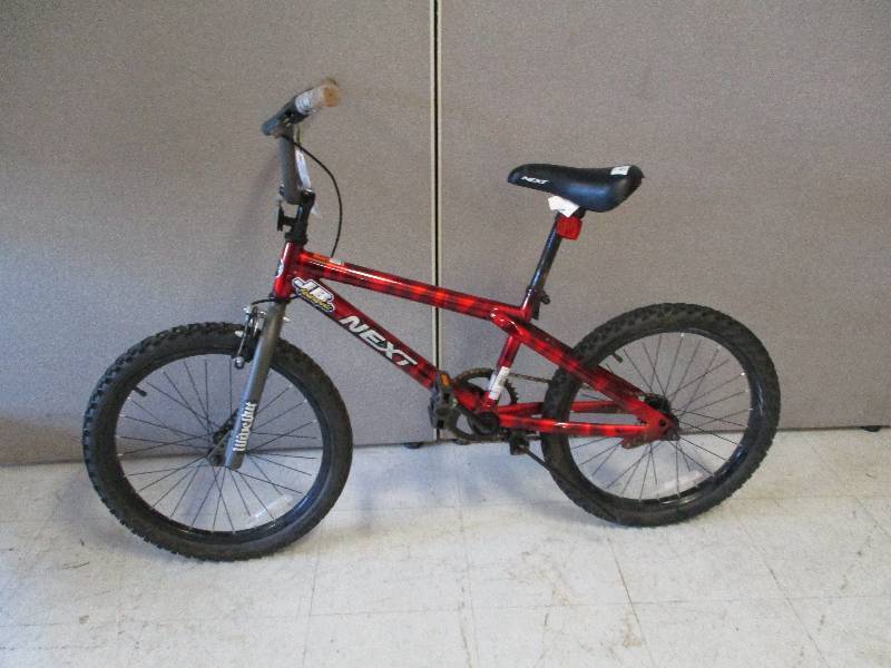 lot 6 image: Youth Bicycle