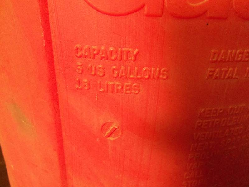 lot 7 image: 5 Gallon Racing Methonol Jug