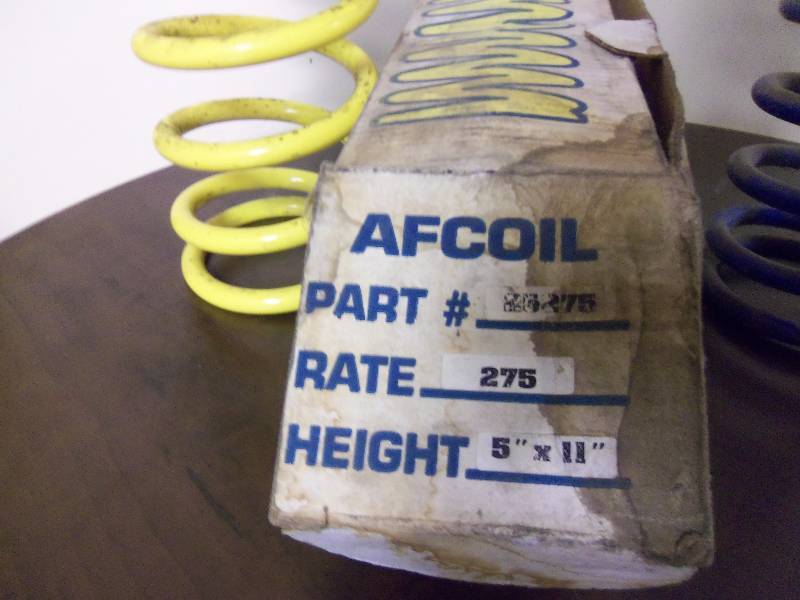 lot 10 image: NEW Racing Springs