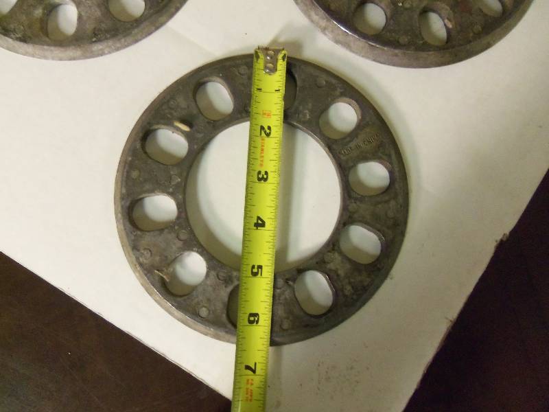 lot 12 image: Racing Adaptor Wheel Offsets