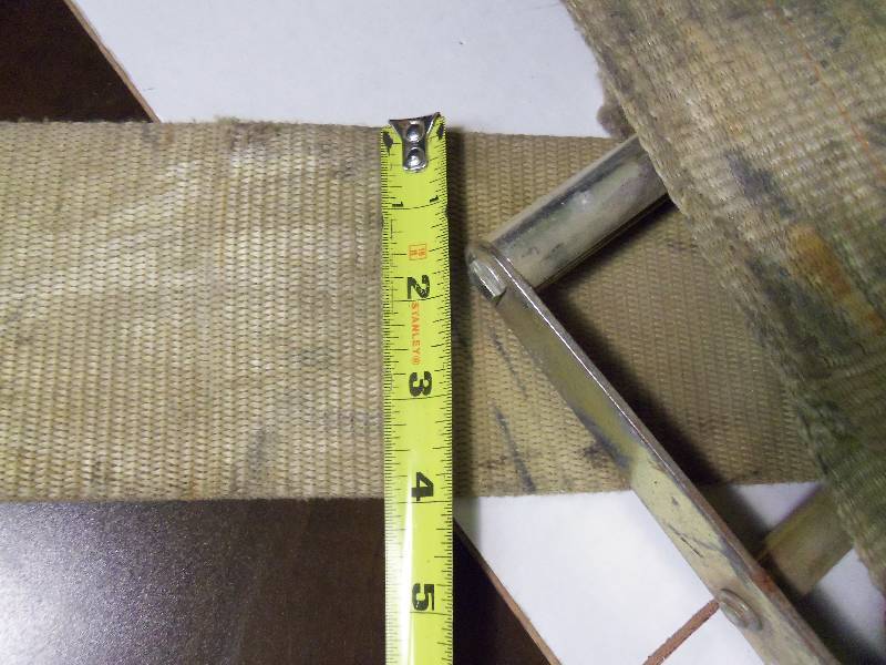 lot 19 image: Trucking Ratcheting 4 Tie Down Strap